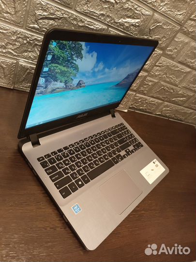 Как новый Asus\Pentium Silver\DDR4\SSD m.2\HDD500