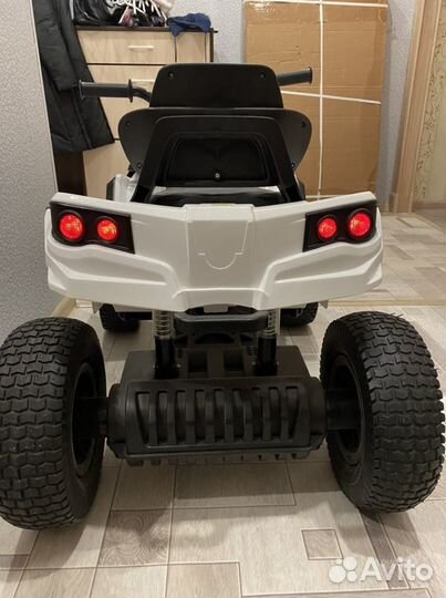 Детский квадроцикл