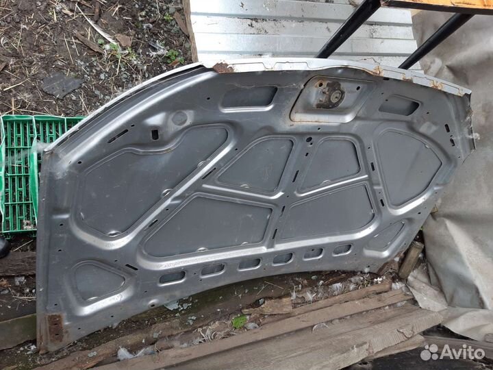 Продам капот