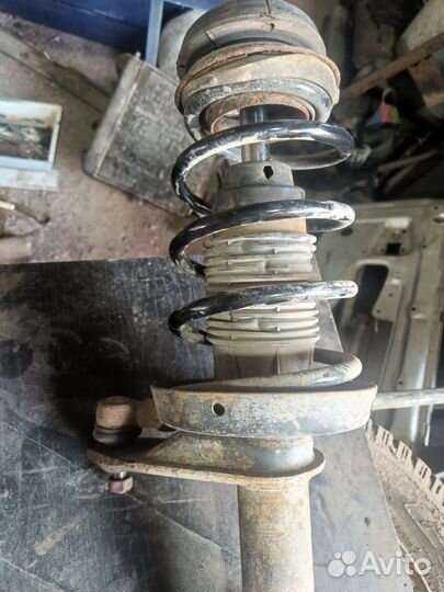 Opel vectra б стойки передние