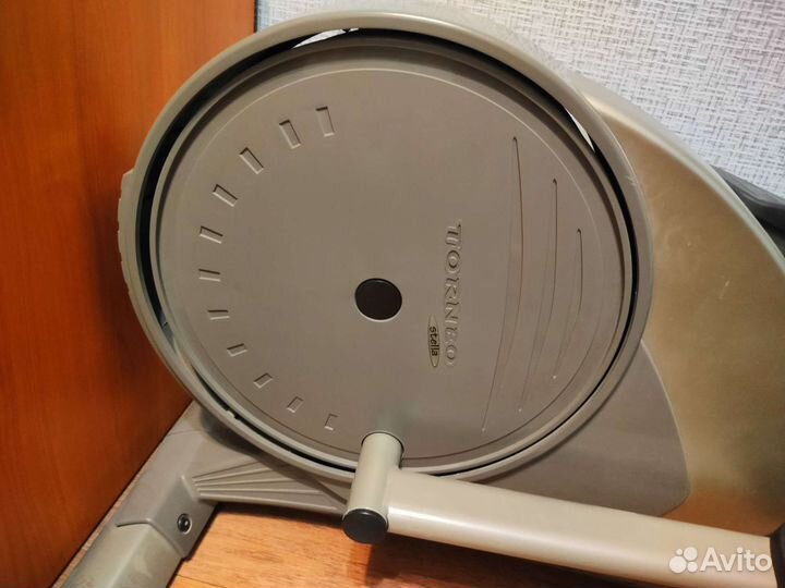 Элипсоидный тренажер torneo