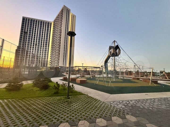 4-к. квартира, 97,8 м², 22/24 эт.