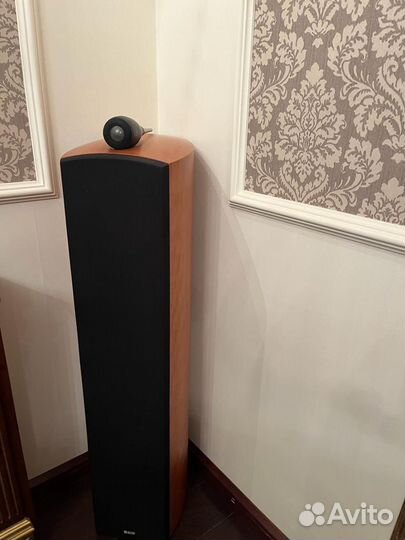 Напольная акустика B&W