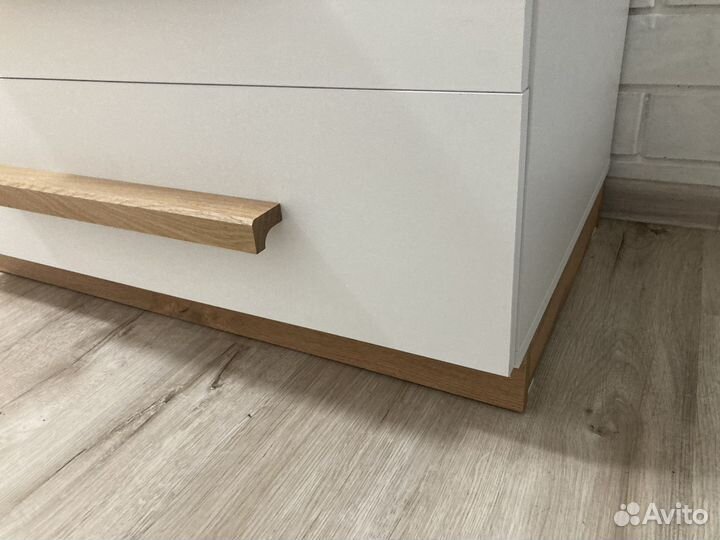 Комод Белый/Дуб вотан