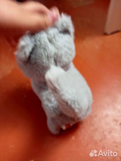 Кошка игрушечная