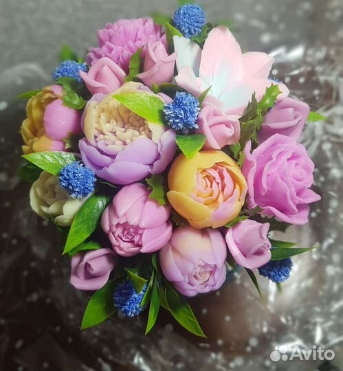 Букет пионов