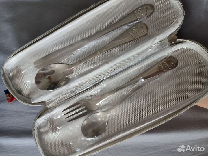 Новый набор столовых приборов для детей в чехле