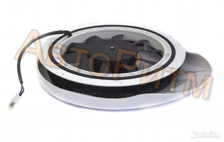 Накрышный вентилятор автовытяжка в автобус фургон