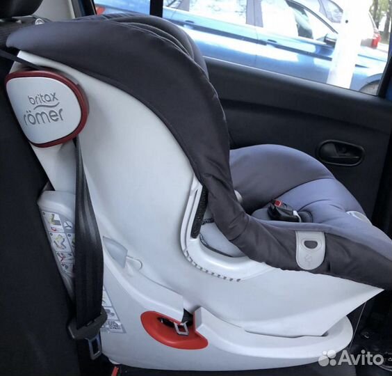Автомобильное кресло Britax Romer