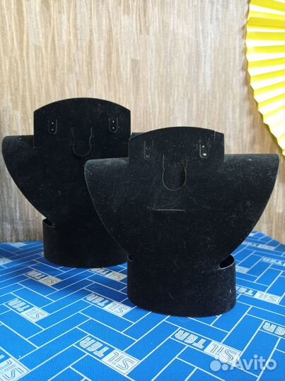 Стойки разные для украшений