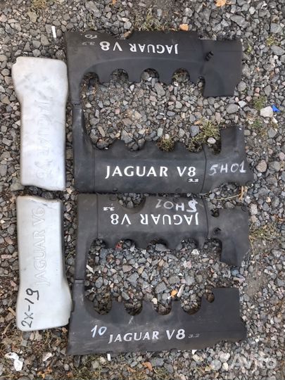 Декоративная крышка мотора jaguar