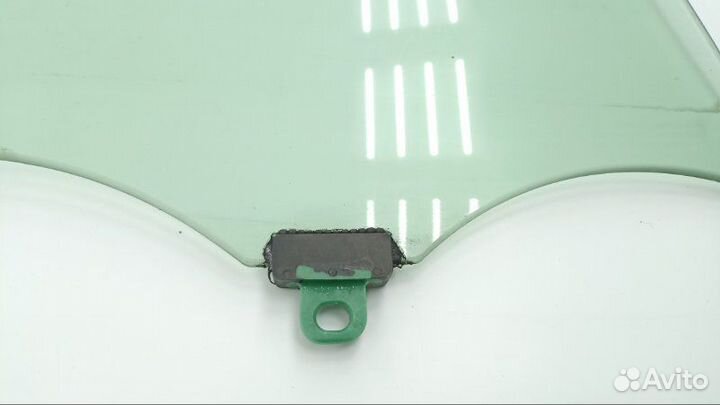 Стекло двери переднее правое Toyota Camry ACV40