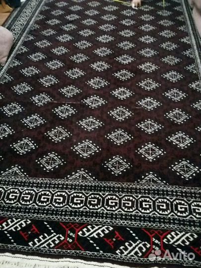 Туркменский ковер