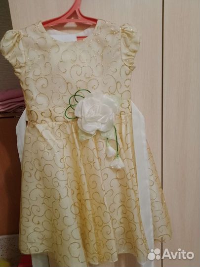 Платье нарядное
