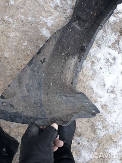 16-21 Крета Подкрылок передний левый Hyundai Creta