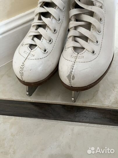 Коньки фигурны 30 размер