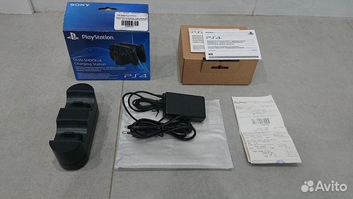 Док станция для PS4