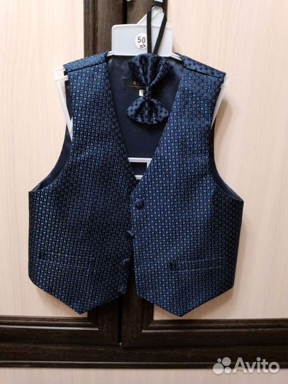 Жилетка с бабочкой