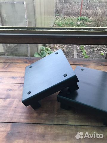 Подставка под акустику 250х300х80