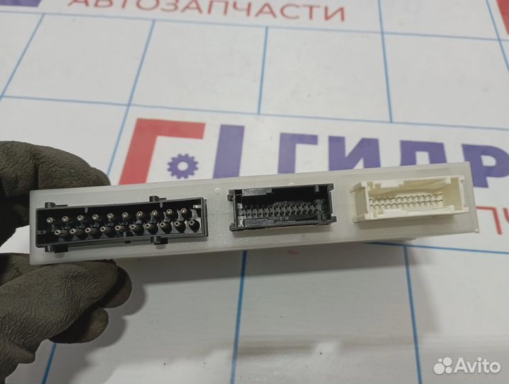 Блок электронный Land Rover Range Rover (L322) YWC