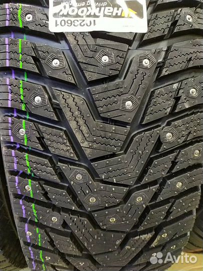 Hankook Winter I'Pike RS2 W429 235/55 R17