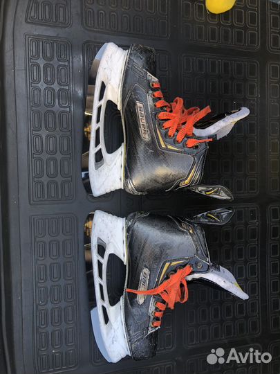 Хоккейные коньки bauer
