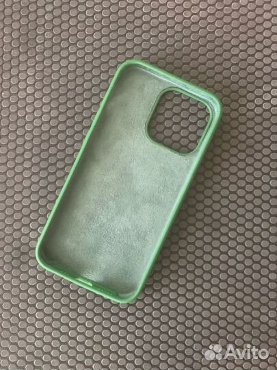 Чехол на iPhone 13 pro