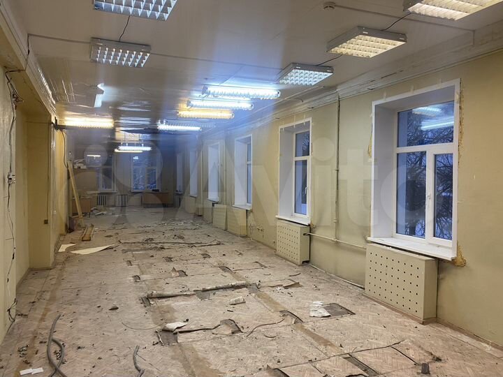 Свободного назначения, 250 м²