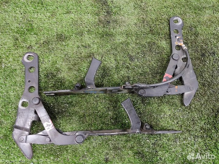 Петля капота (комплект) BMW X3 (E83) 2004