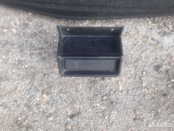 Полка под магнитолу