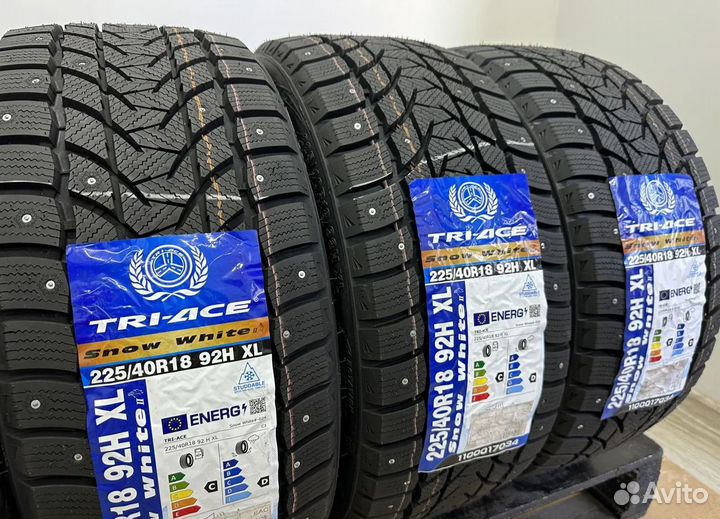 Tri Ace Snow White II 225/40 R18 72H