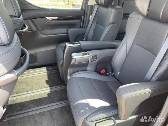 Toyota Alphard 2.5 CVT, 2020, 19 000 км