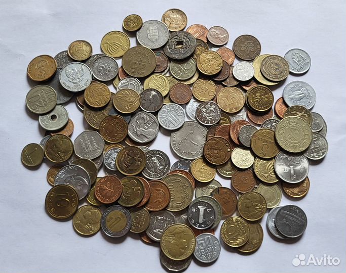 Монеты стран