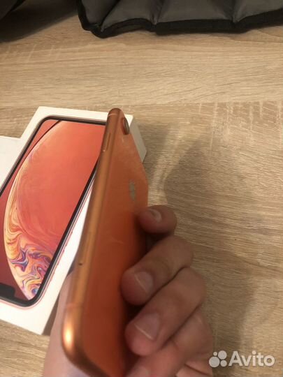 iPhone Xr, 64 ГБ