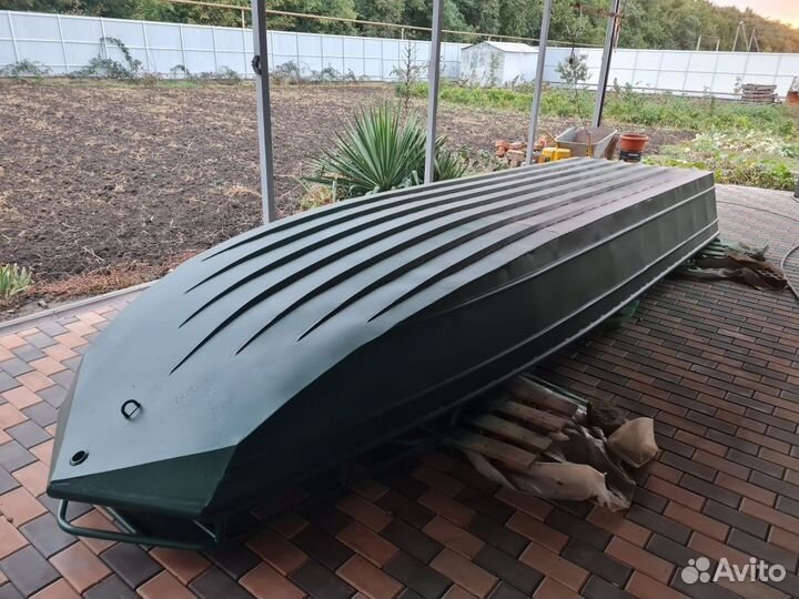 Лодка алюминиевая (болотоход)