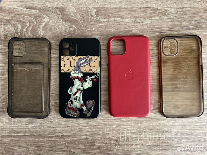 Чехол на iPhone 11