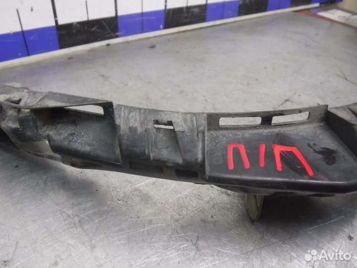 Кронштейн бампера передний правый Renault Megane