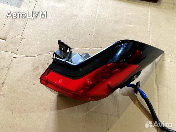 Фонарь задний левый правый Toyota RAV4 XA50
