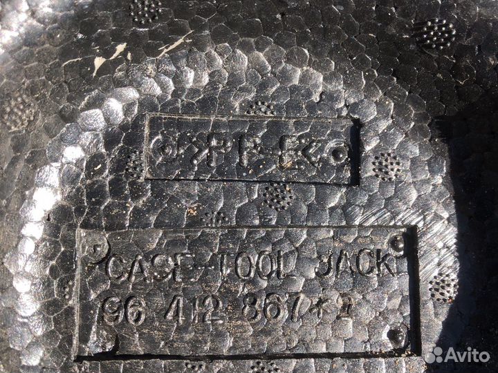 Ящик для инструментов в запаску R18-20