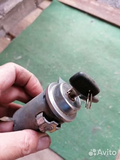 Замок зажигания классика 01-07,нива+2к,какновый