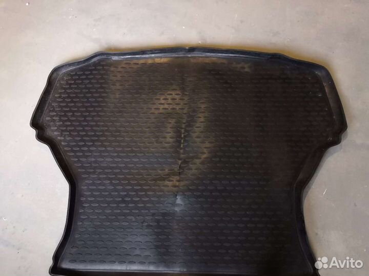 Коврик на гранту в багажник дорестайлинг