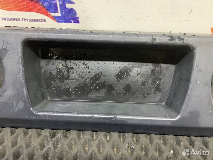 504243444 Подстаканник Iveco Stralis