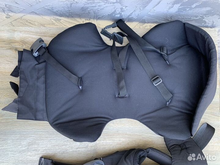 Продам Кенгуру-переноску Cybex First GO