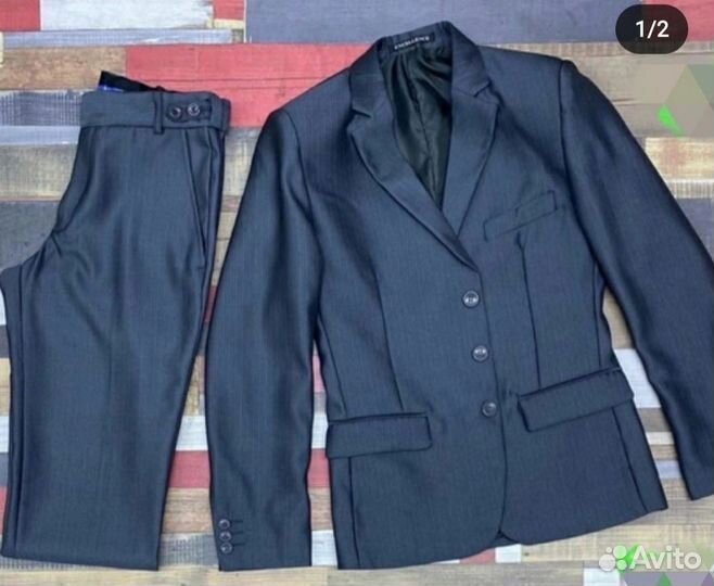 Школьная форма новая