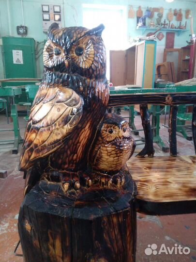 Лавочка деревянная резная