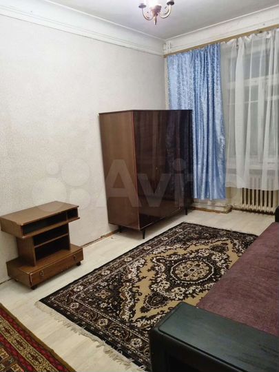 Комната 18 м² в 3-к., 1/2 эт.