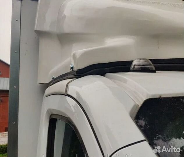 Обтекатель на крышу на Ford Transit с 2015г