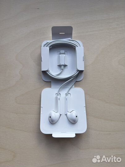 Наушники Apple AirPods Lightning оригинал, новые