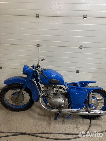 Мотоцикл иж планета 2