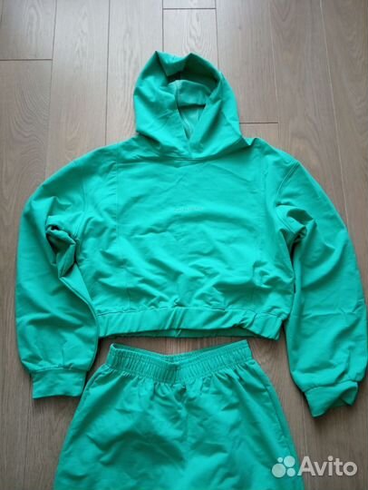 Спортивный костюм женский